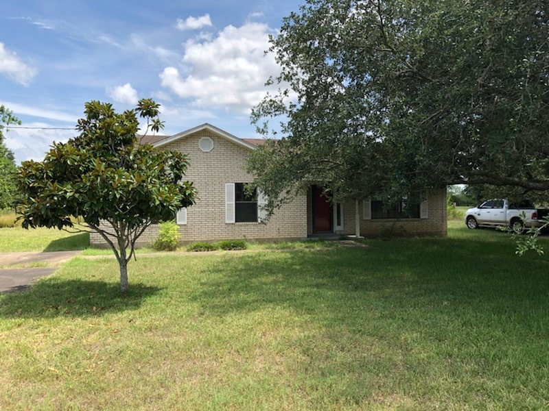 2246 Cr 404, Beeville, TX 78102 - photo 1