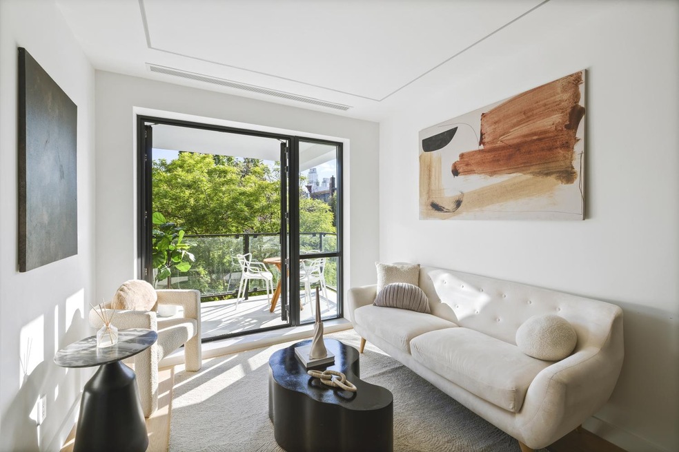 Sold $895,000 • Co-Listing Agent