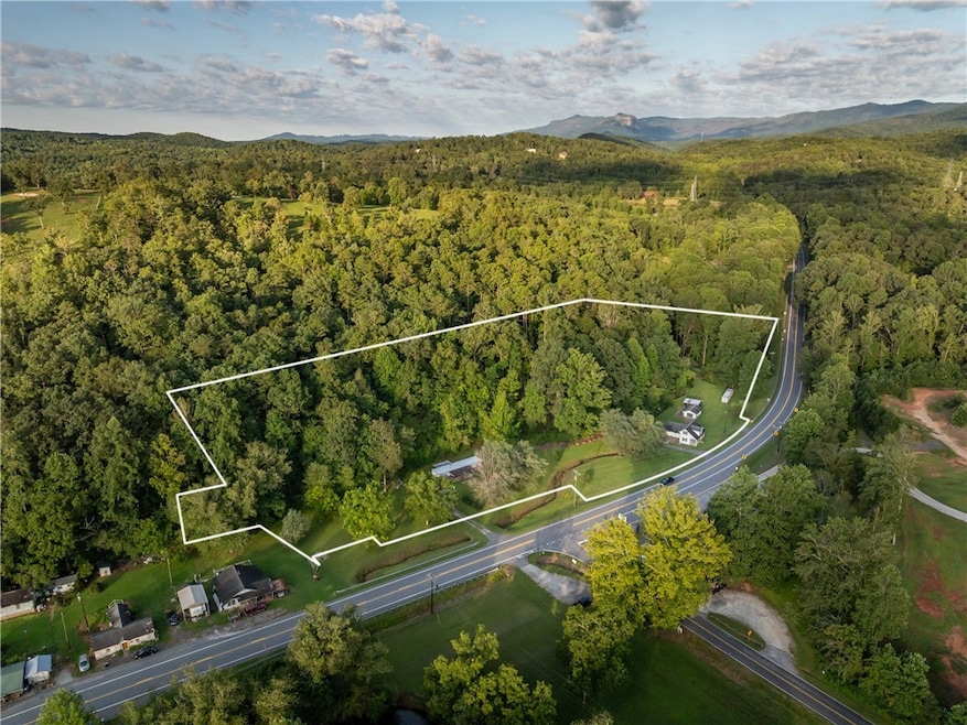 For Sale $579,000 • Co-Listing Agent