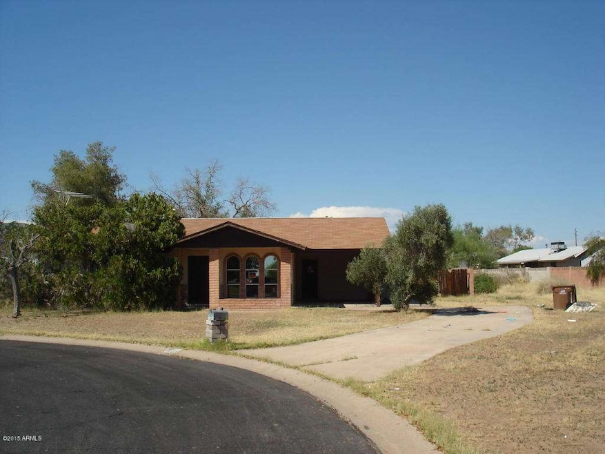 1 house front