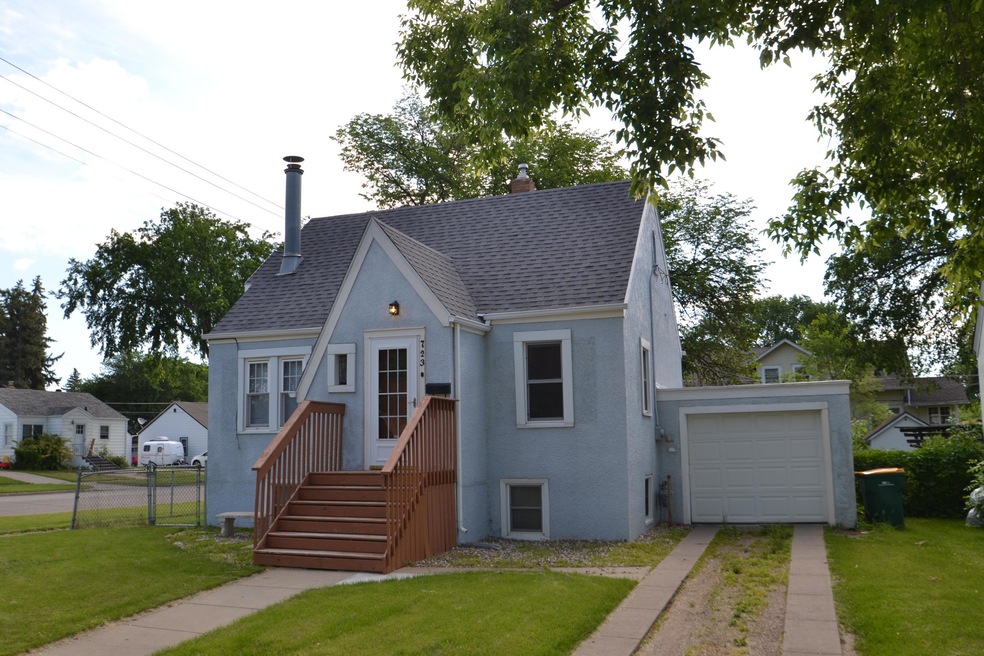 723 N 16th St