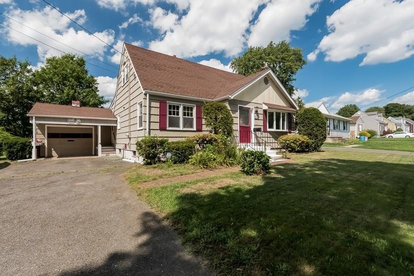 Charming updated Cape in the North End convenientl