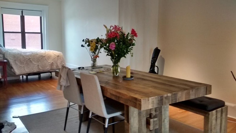 7 Brookline St unit 2, Cambridge, MA 02139 - photo 1