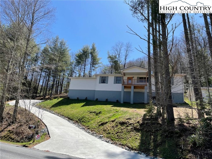 564 Aho Rd, Blowing Rock, NC 28605 - photo 1