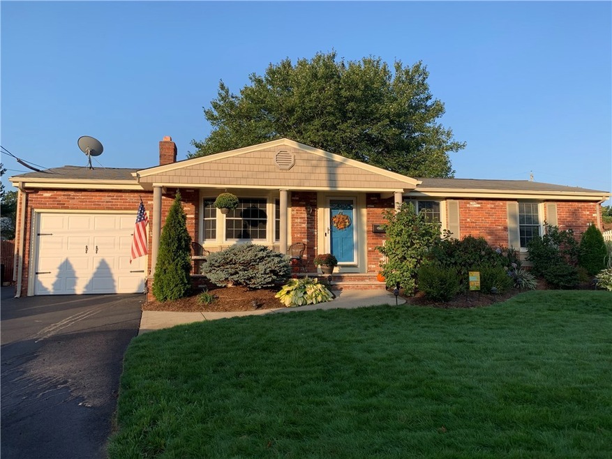 75 Burdick Dr, Cranston, RI 02920 - photo 1