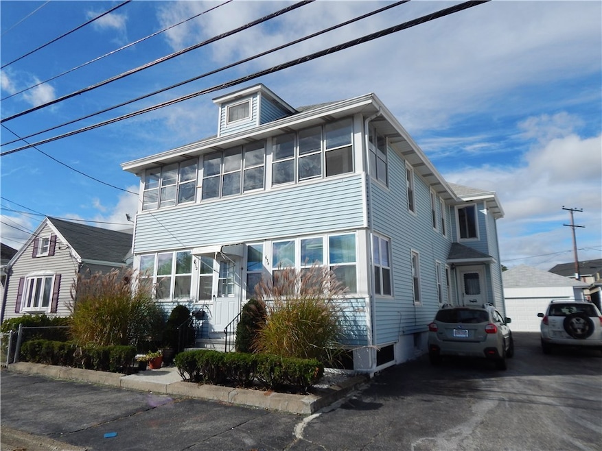 632 Cottage St unit 2, Pawtucket, RI 02861 - photo 1