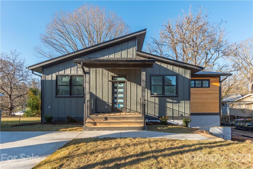 Fine modern living in the heart of town.