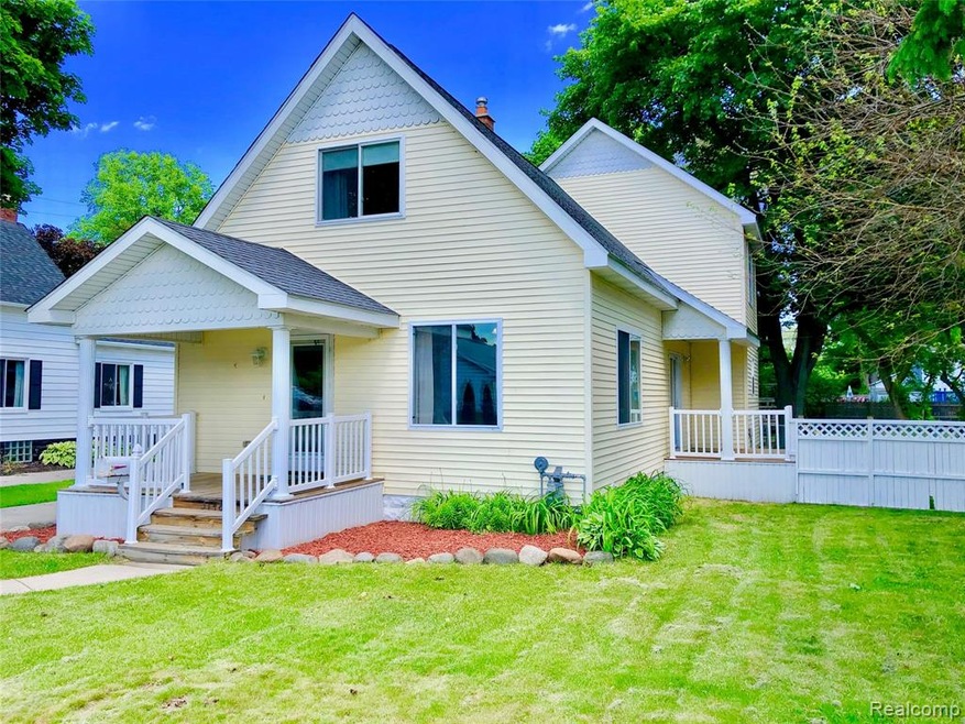 3148 Gratiot Ave, Port Huron, MI 48060 - photo 1