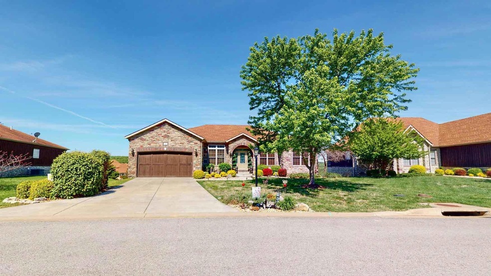 185 Stoney Pointe