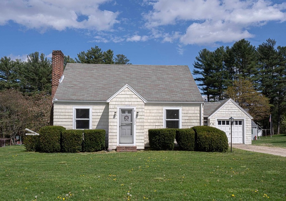 1572 South St, Bridgewater, MA 02324 - photo 1