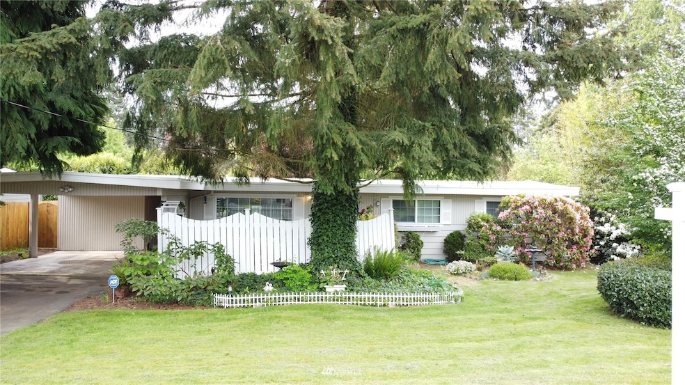 8032 215th Place SW, Edmonds, WA 98026 - photo 1