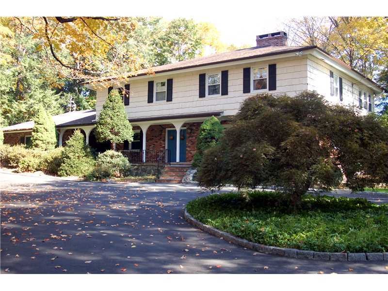 25 Midwood Dr, Greenwich, CT 06831 - photo 1