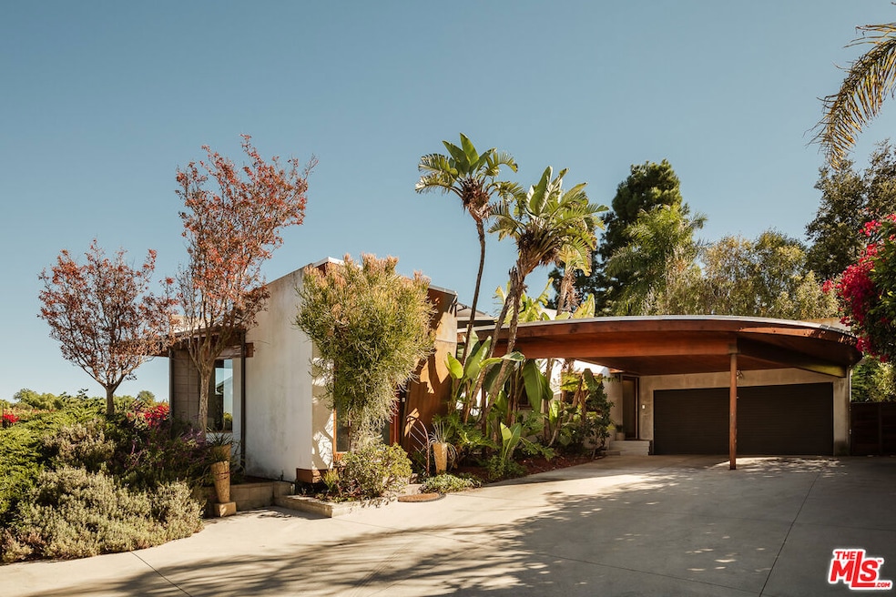 3604 Glenridge Dr, Sherman Oaks, CA 91423 - photo 1