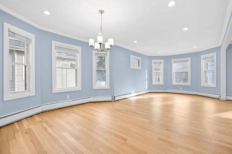 18 Albermarle St unit 18, Arlington, MA 02476 - photo 1