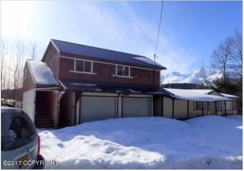 8 & 14 Helms Loop Road