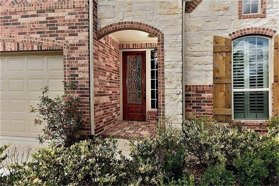 114 Hearthshire Cir, Magnolia, TX 77354 - photo 1