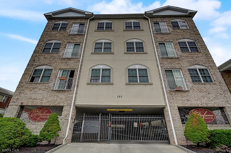 351 S Broad St unit 406, Elizabeth, NJ 07202 - photo 1