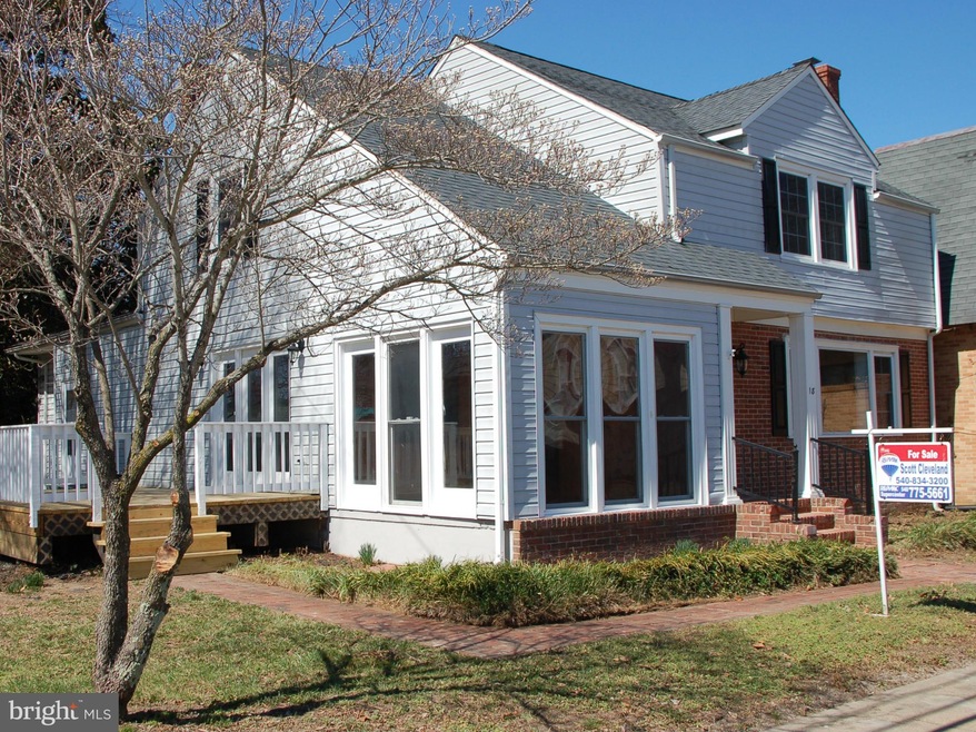 18 Washington Ave, Colonial Beach, VA 22443 - photo 1