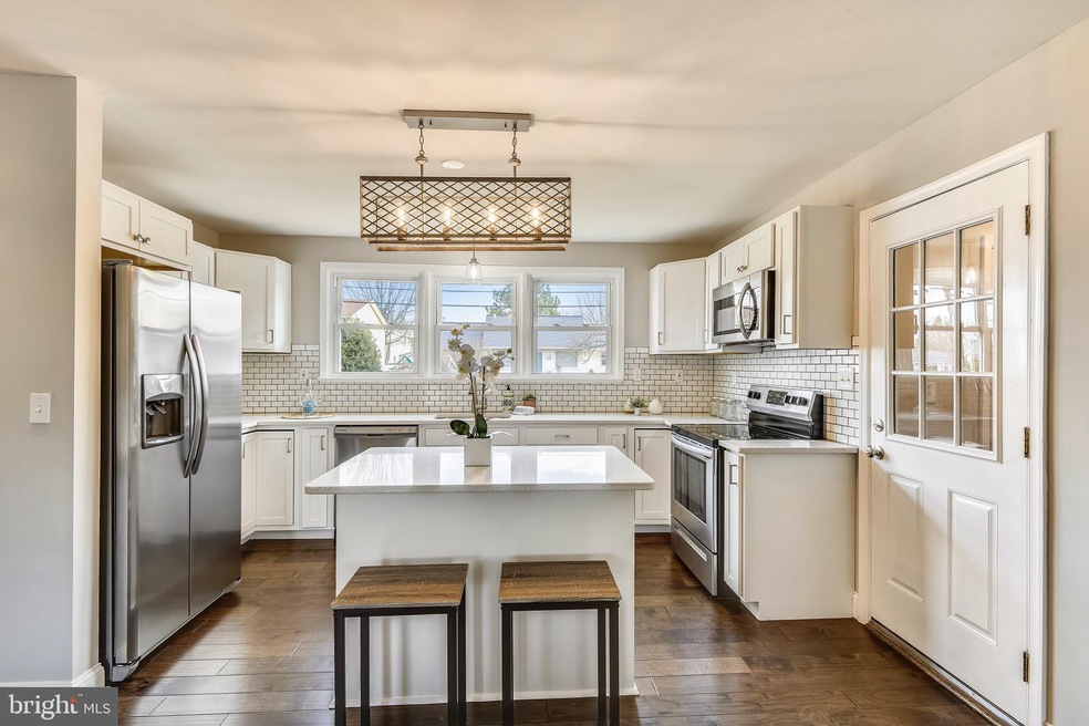 250 Asbury Rd, Pasadena, MD 21122 - photo 1