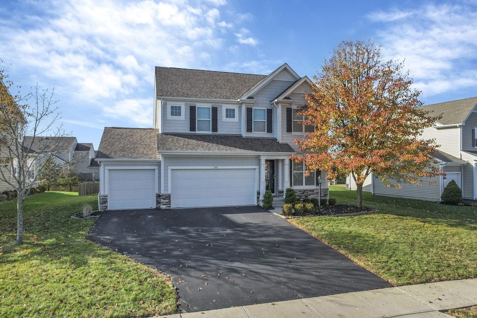 195 Balsam Dr, Pickerington, OH 43147 - photo 1