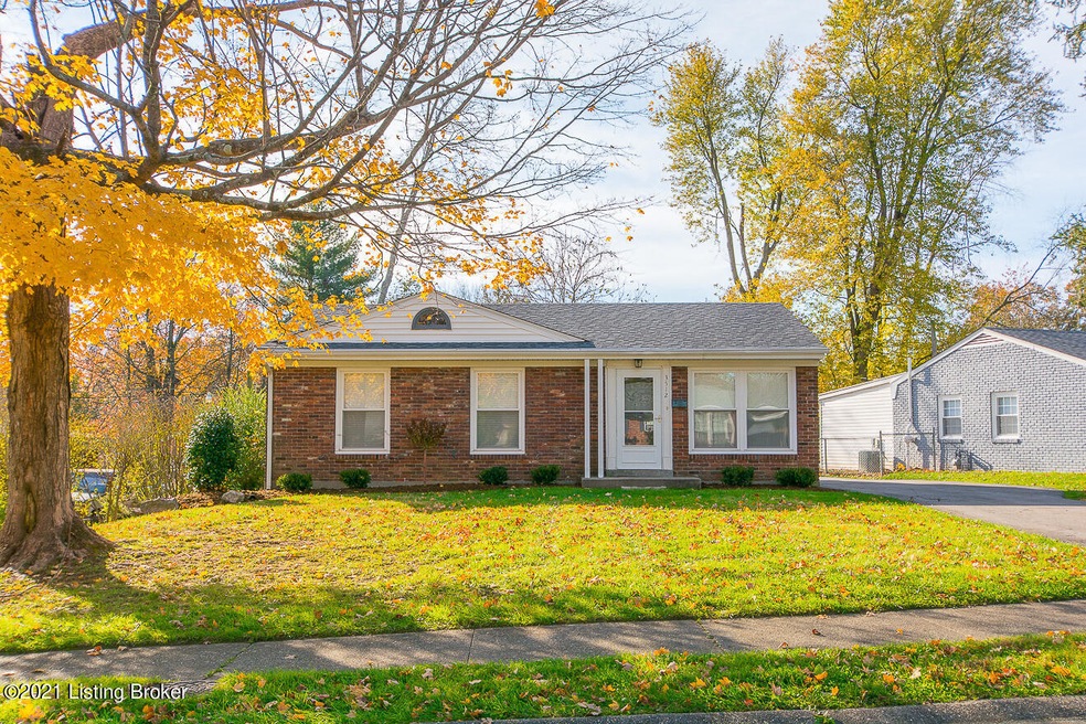 Welcome to 3512 Barclay Dr!