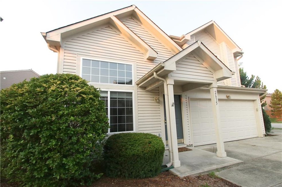 2635 Fraiser Fir Dr, Greenwood, IN 46143 - photo 1