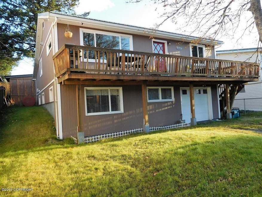 1212 Baranof - Front view