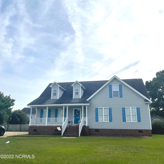 370 Primrose Ln, Winterville, NC 28590 - photo 1