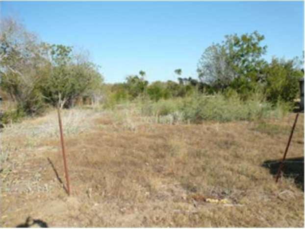Land/Lot : one acre...mobile homes ok