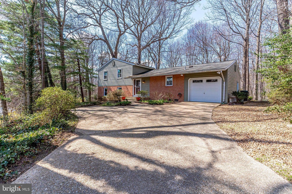 8411 Greeley Blvd, Springfield, VA 22152 - photo 1