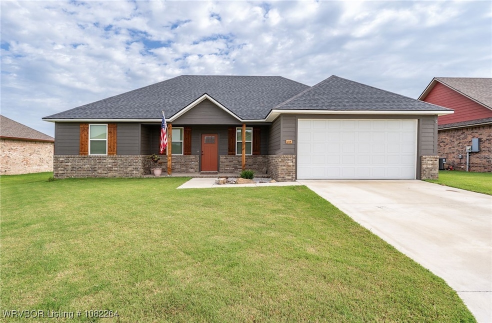 112 Countryside Way, Pocola, OK 74902 - photo 1