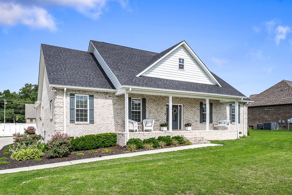 36 S Windsor Ct, Manchester, TN 37355 - photo 1