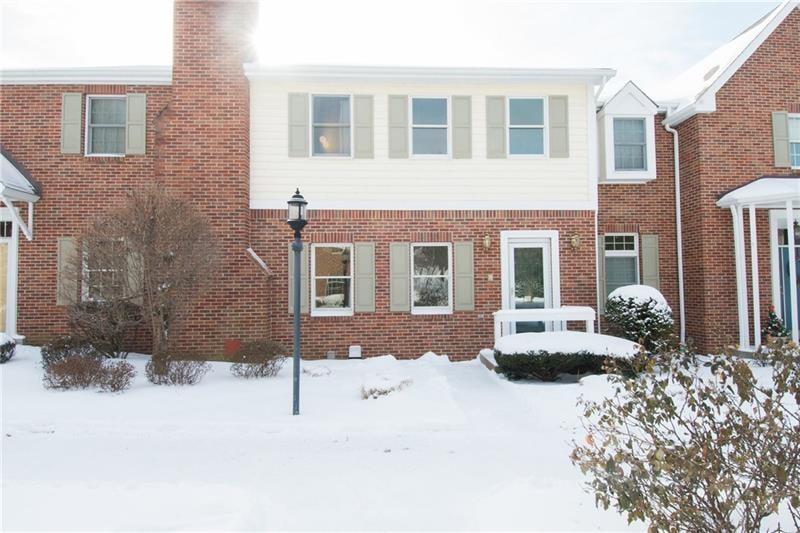 Welcome To 101 Bayberry Court!