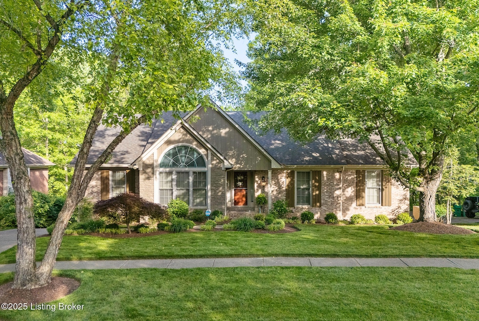 812 Locust Pointe Ct-1