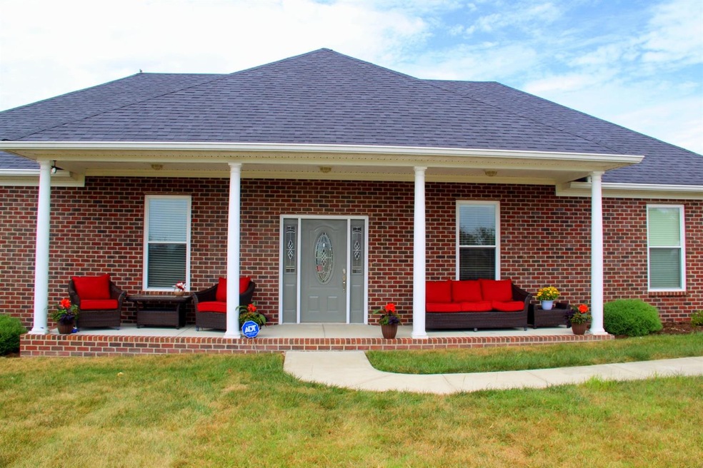 135 Tara Ln, Wilmore, KY 40390 - photo 1