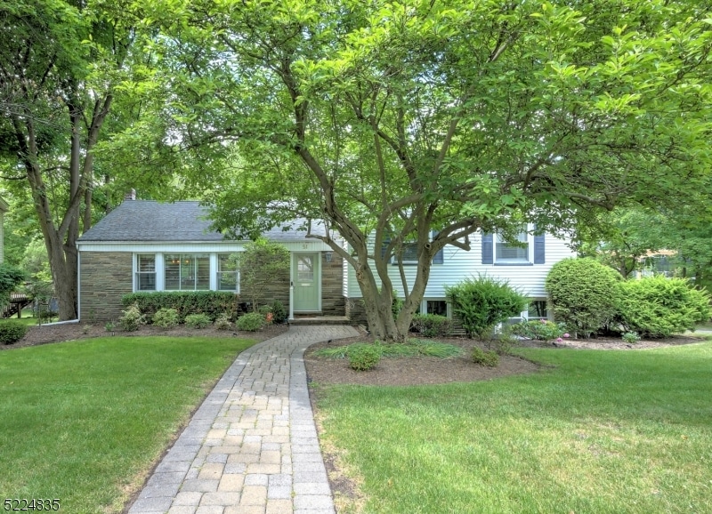 51 Edgewood Ave, West Orange, NJ 07052 - photo 1