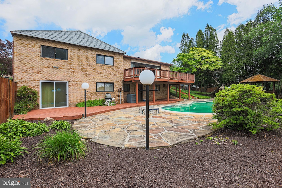 7119 Pheasant Cross Dr, Baltimore, MD 21209 - photo 1