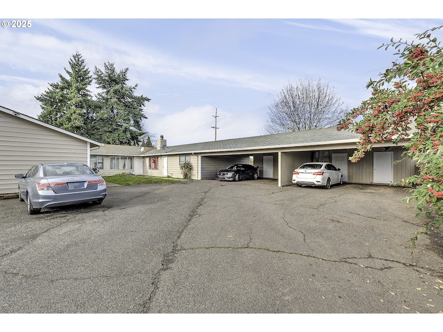 2724 N Davis Ct, Cornelius, OR 97113 - photo 1