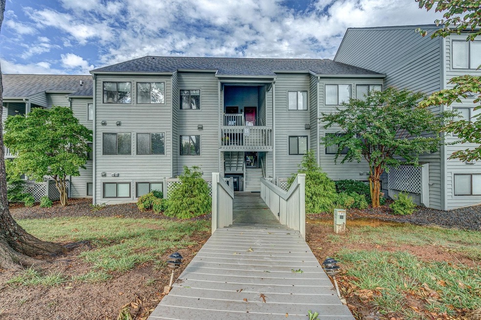 93 Peninsula Point