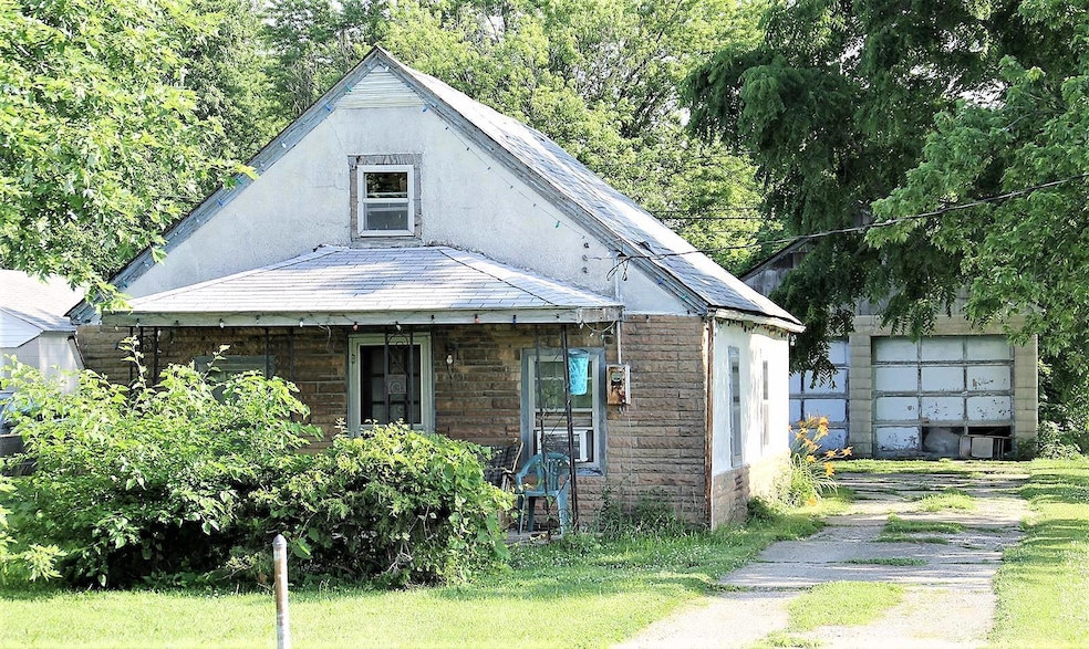 2516 Briggs