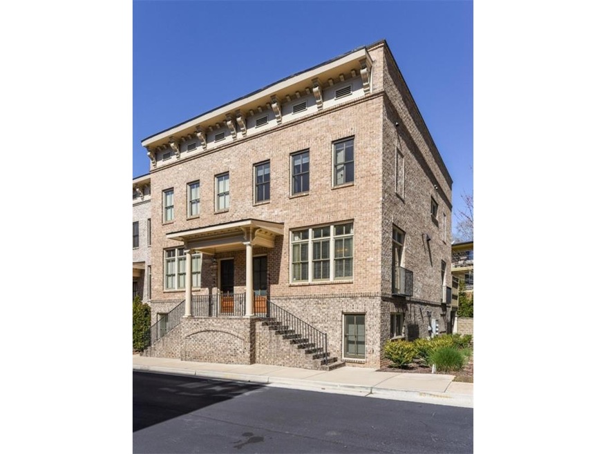 Beautiful Ansley Parkside brownstone near Beltline, Piedmont Park, Midtown, Virginia Highland, Morningside