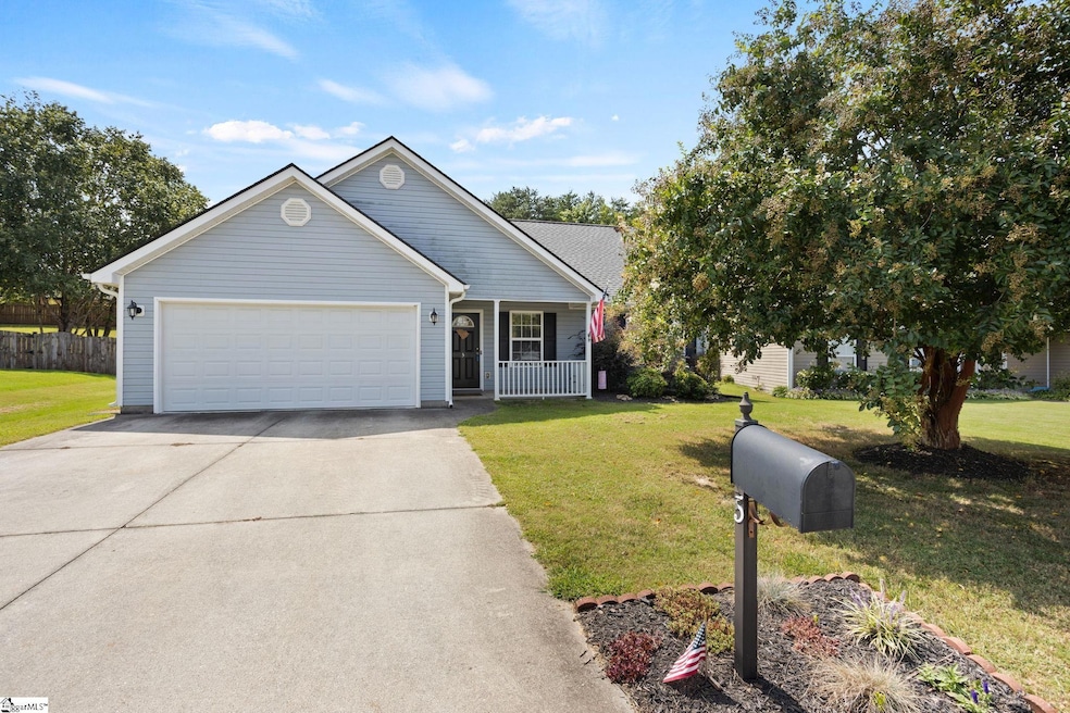 5 Calalla Ct, Taylors, SC 29687 - photo 1