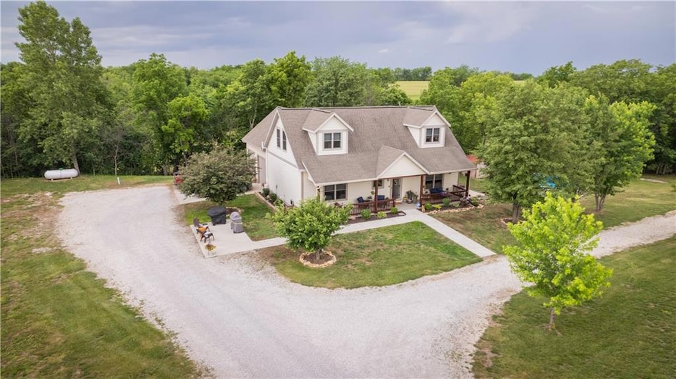 19343 Mount Olivet Rd, Leavenworth, KS 66048 | MLS# HMS2437399