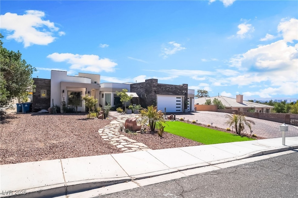 6677 Turtle Hill Rd, Las Vegas, NV 89110 - photo 1
