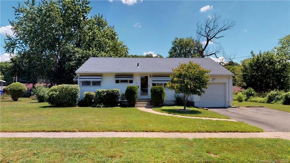 10 Mitchell Drive, Bloomfield