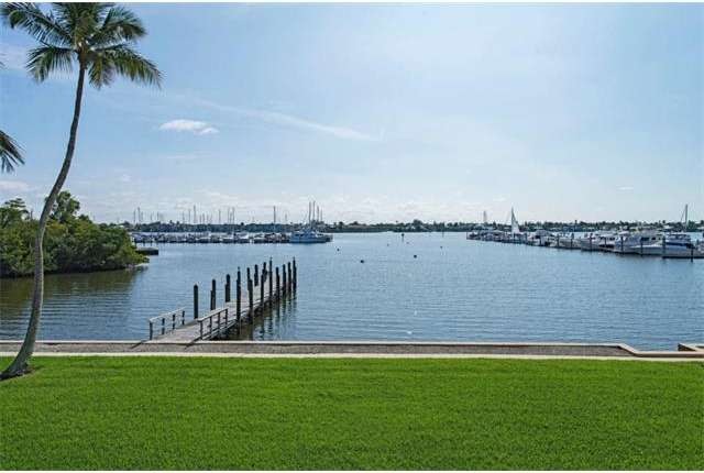 1325 7th St S unit 2C, Naples, FL 34102 - photo 1