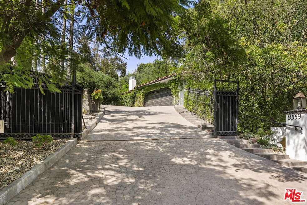 For Rent $29,995/month • Co-Listing Agent