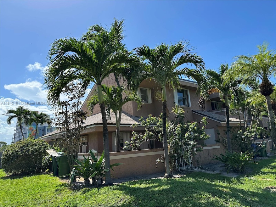 708 S East 3rd Ave unit 201, Hallandale Beach, FL 33009 - photo 1