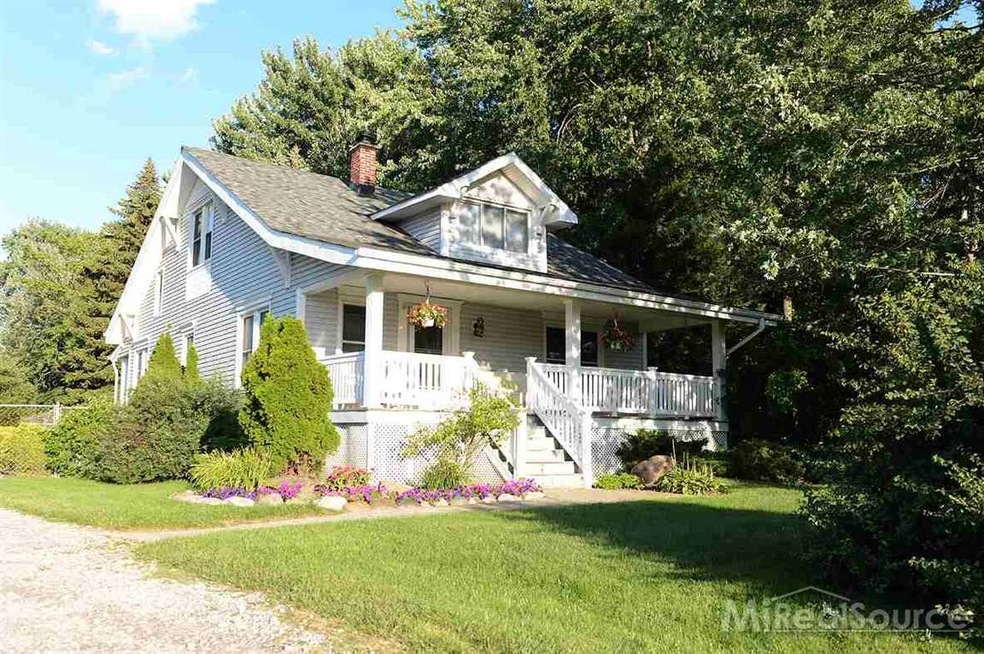 1926 remodeled Farmhouse