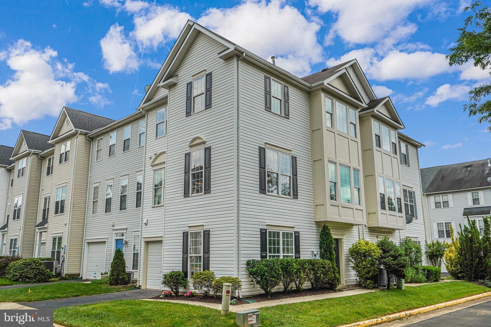 2529 Logan Wood Dr, Herndon, VA 20171 - photo 1